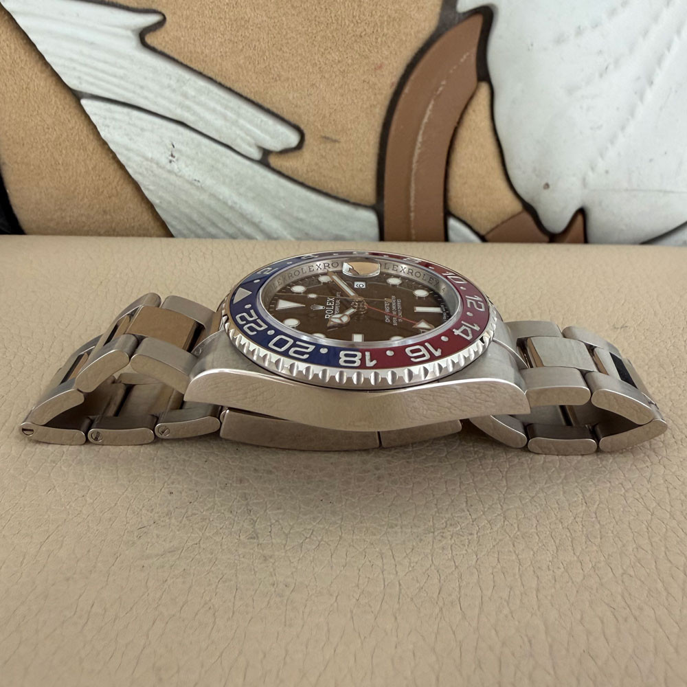 Rolex GMT-Master II 116719BLRO 12
