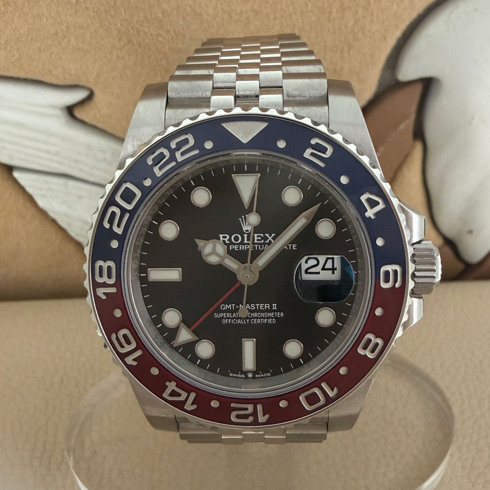 Rolex GMT-Master II Pepsi 126710BLRO 0