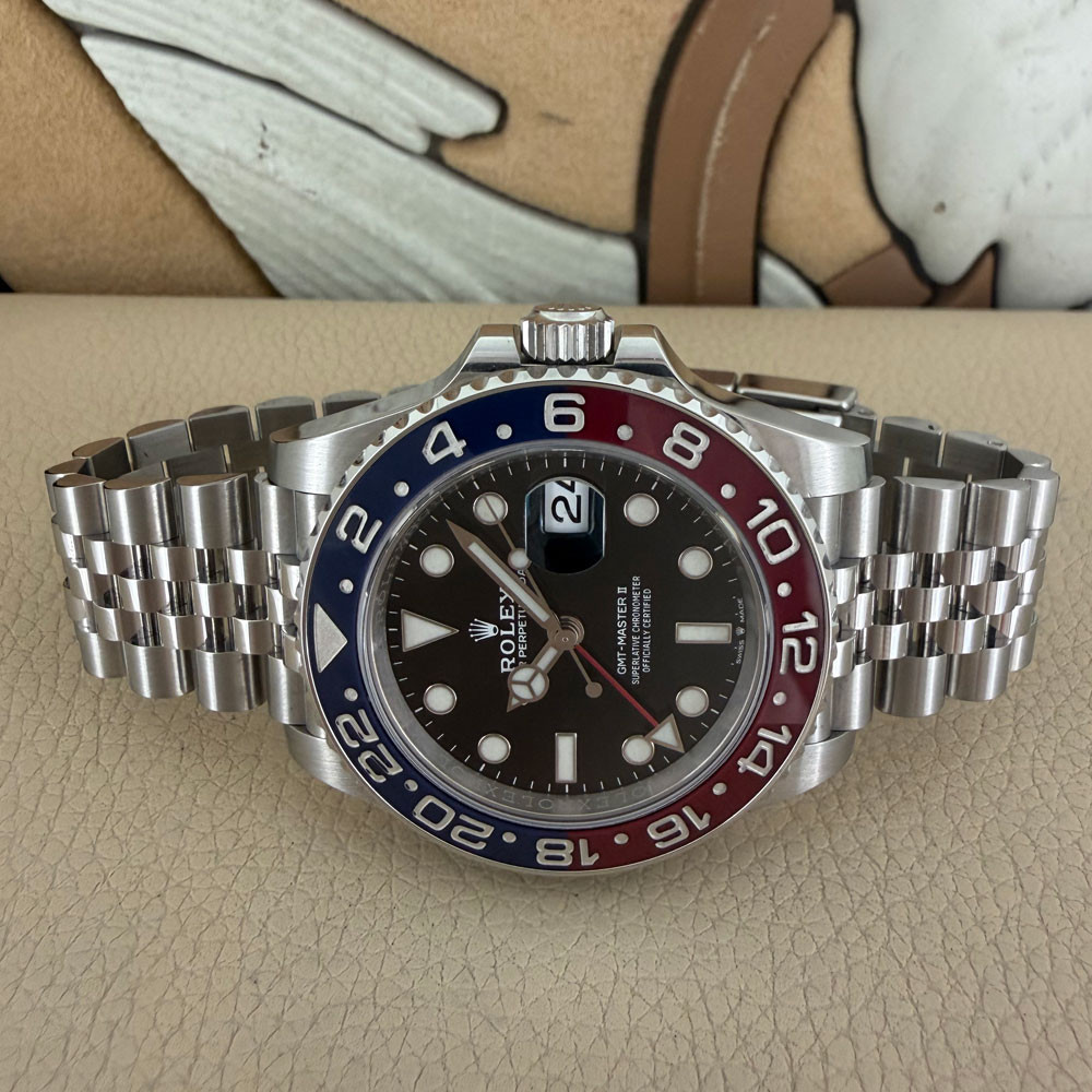 Rolex GMT-Master II Pepsi 126710BLRO 7