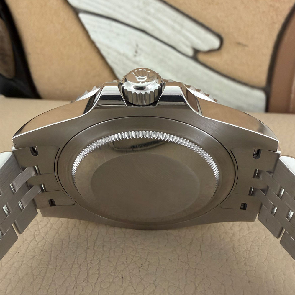 Rolex GMT-Master II Pepsi 126710BLRO 8