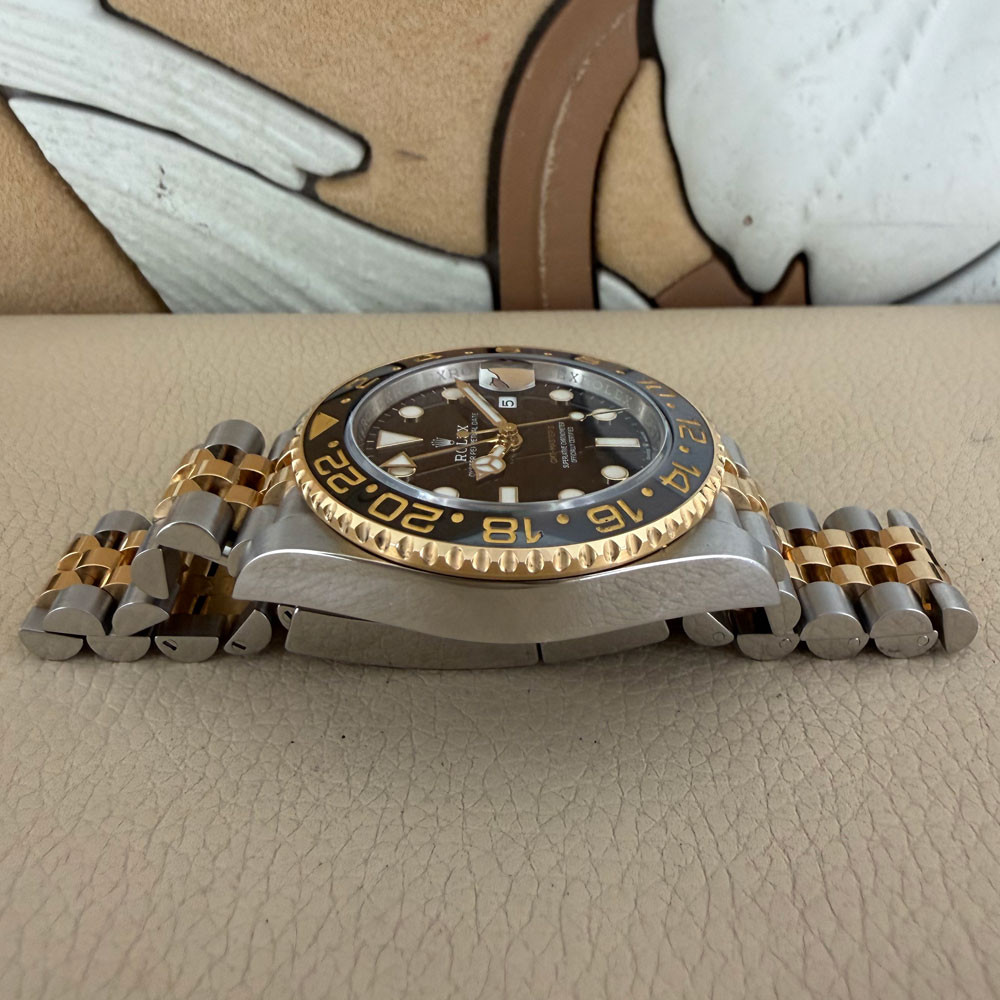Rolex GMT-Master II Zombie 126713GRNR 12