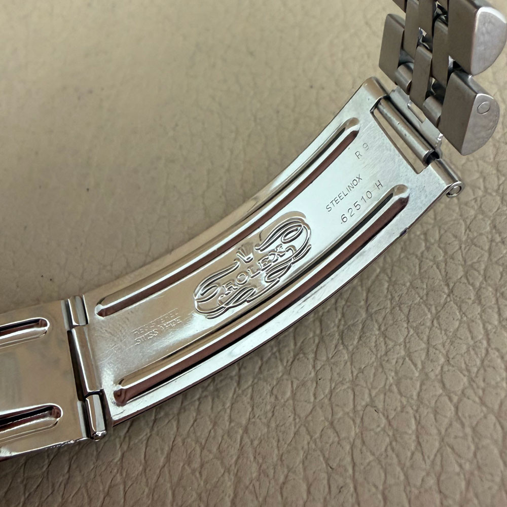 Rolex GMT-Master II Pepsi 16710 11