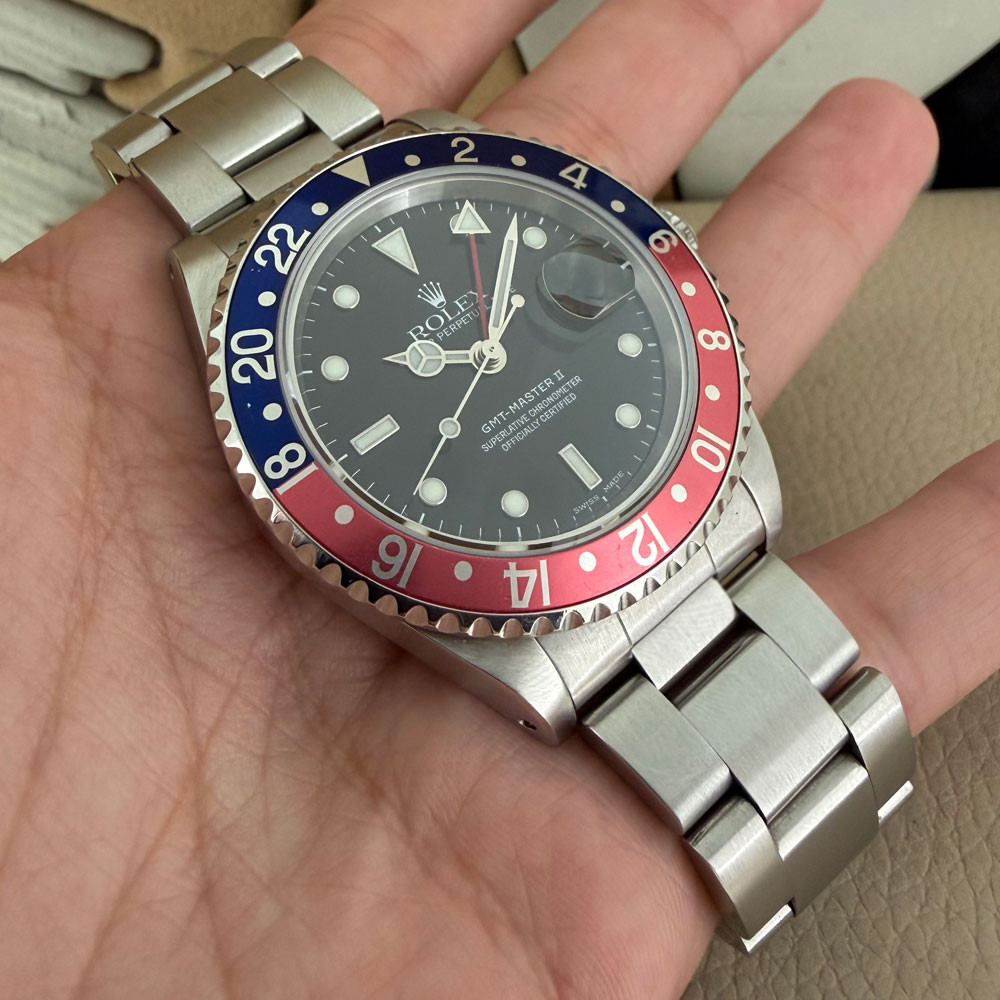 Rolex GMT-Master II Pepsi 16710 11