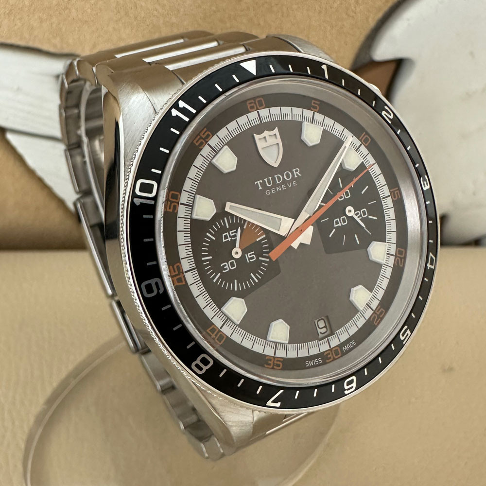 Tudor Heritage Chronograph 70330N 3