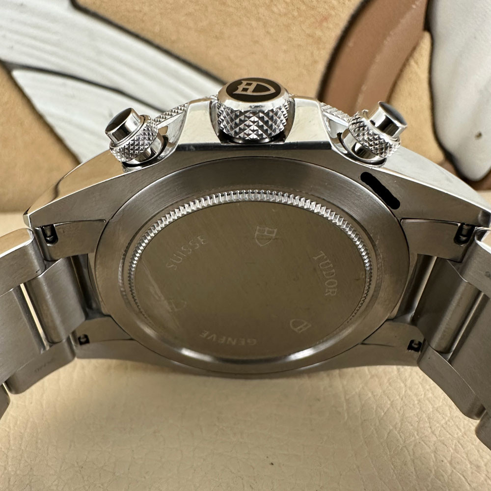 Tudor Heritage Chronograph 70330N 7