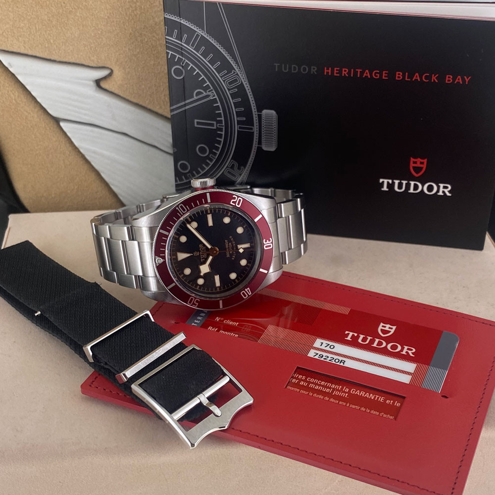Tudor Heritage Black Bay Smile 79220R 8