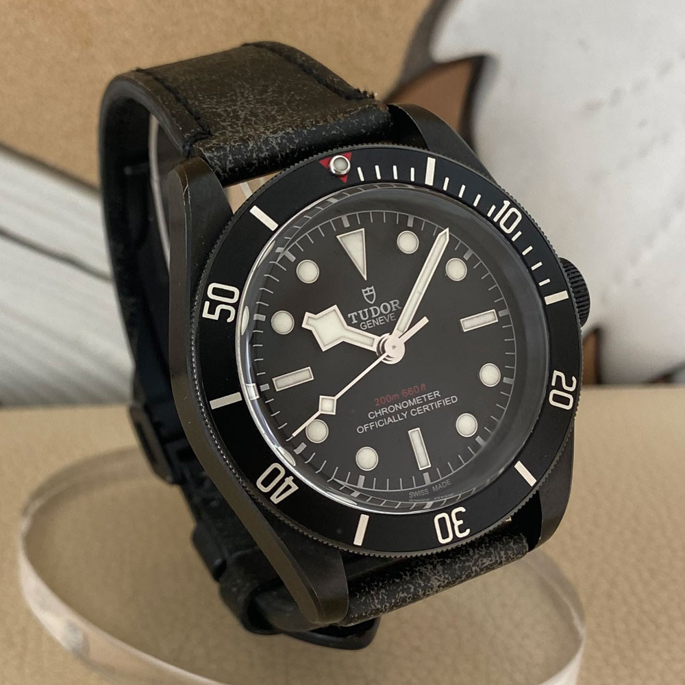 Tudor Heritage Black Bay Dark 79230DK 3