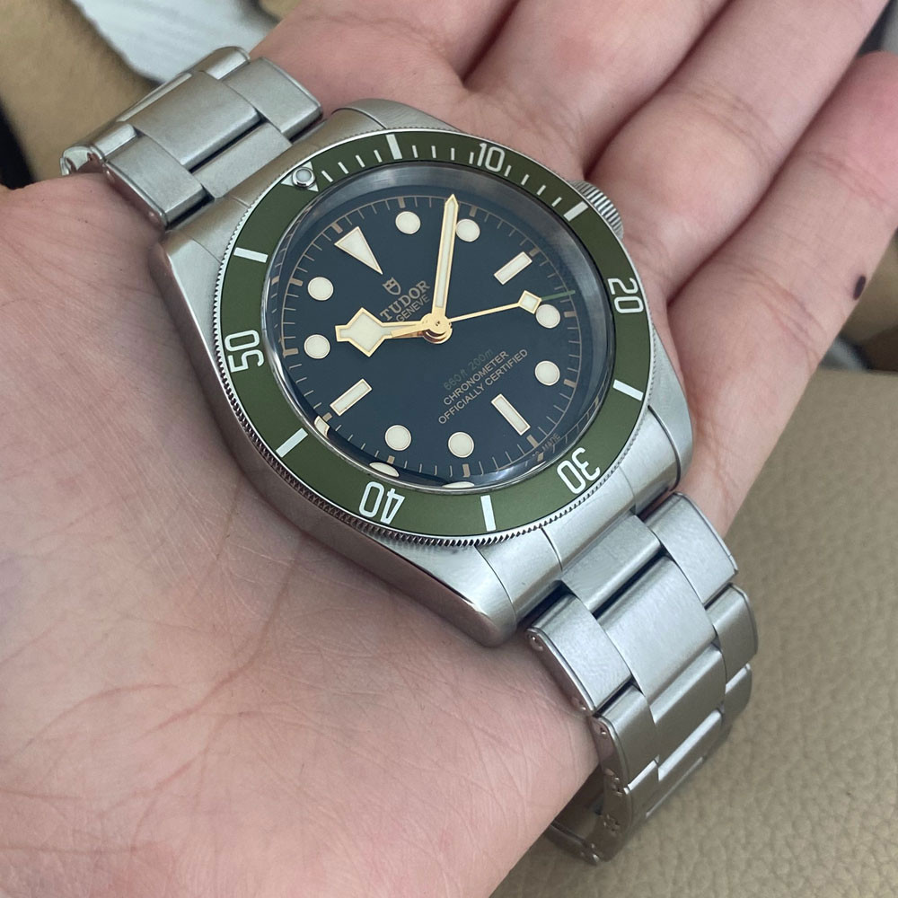 Tudor Heritage Black Bay Harrods Edition 79230G 11