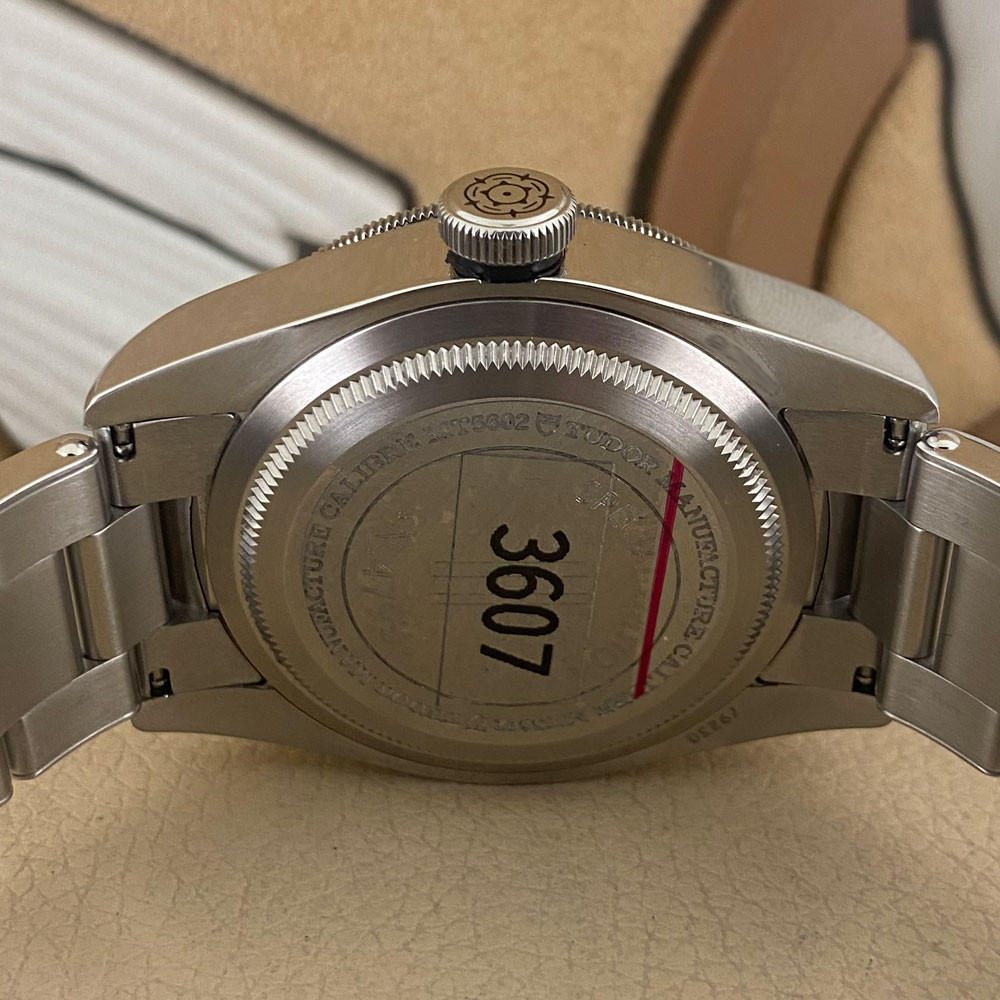 Tudor Heritage Black Bay Harrods Edition 79230G 8