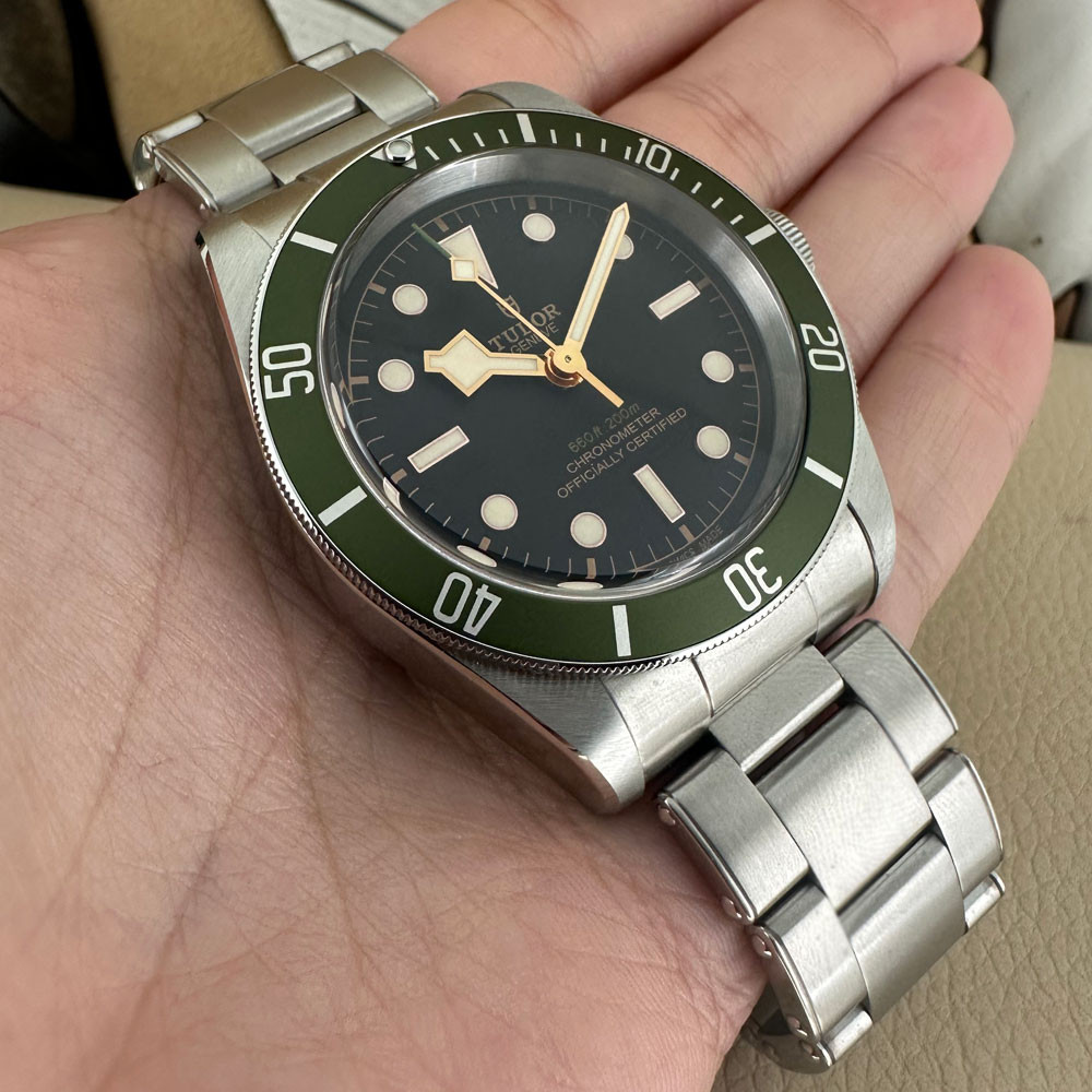 Tudor Heritage Black Bay Harrods Edition 79230G 10