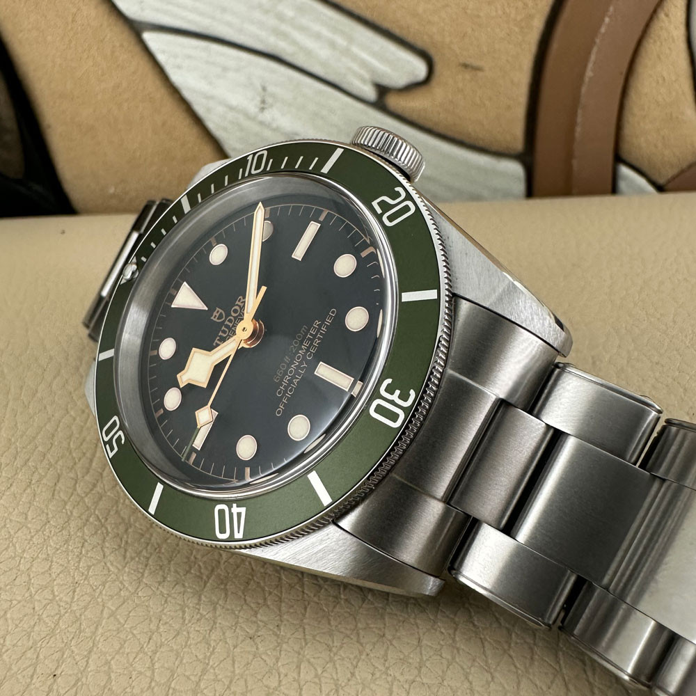 Tudor Heritage Black Bay Harrods Edition 79230G 14