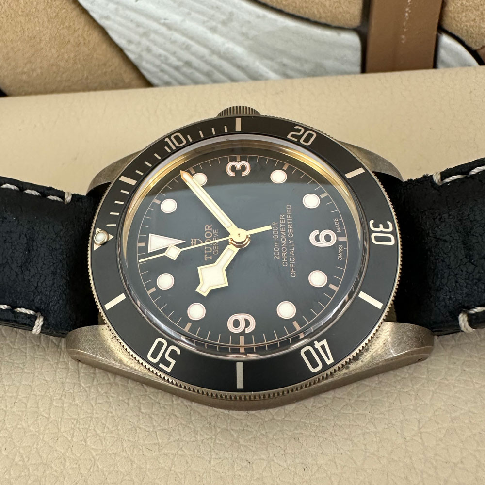 Tudor Heritage Black Bay Bronze 79250BA 15