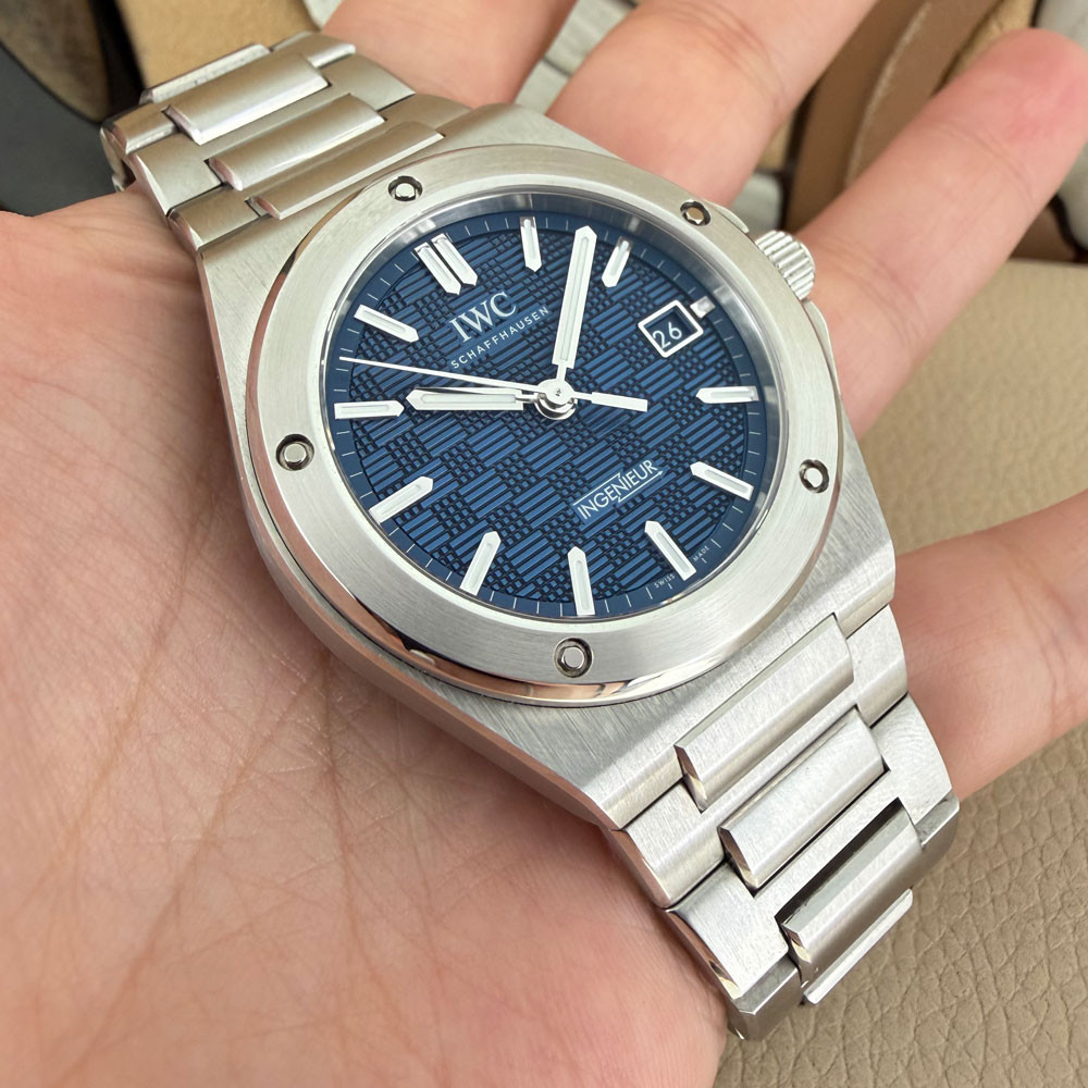 IWC Ingenieur Blue Dial IW328907 10