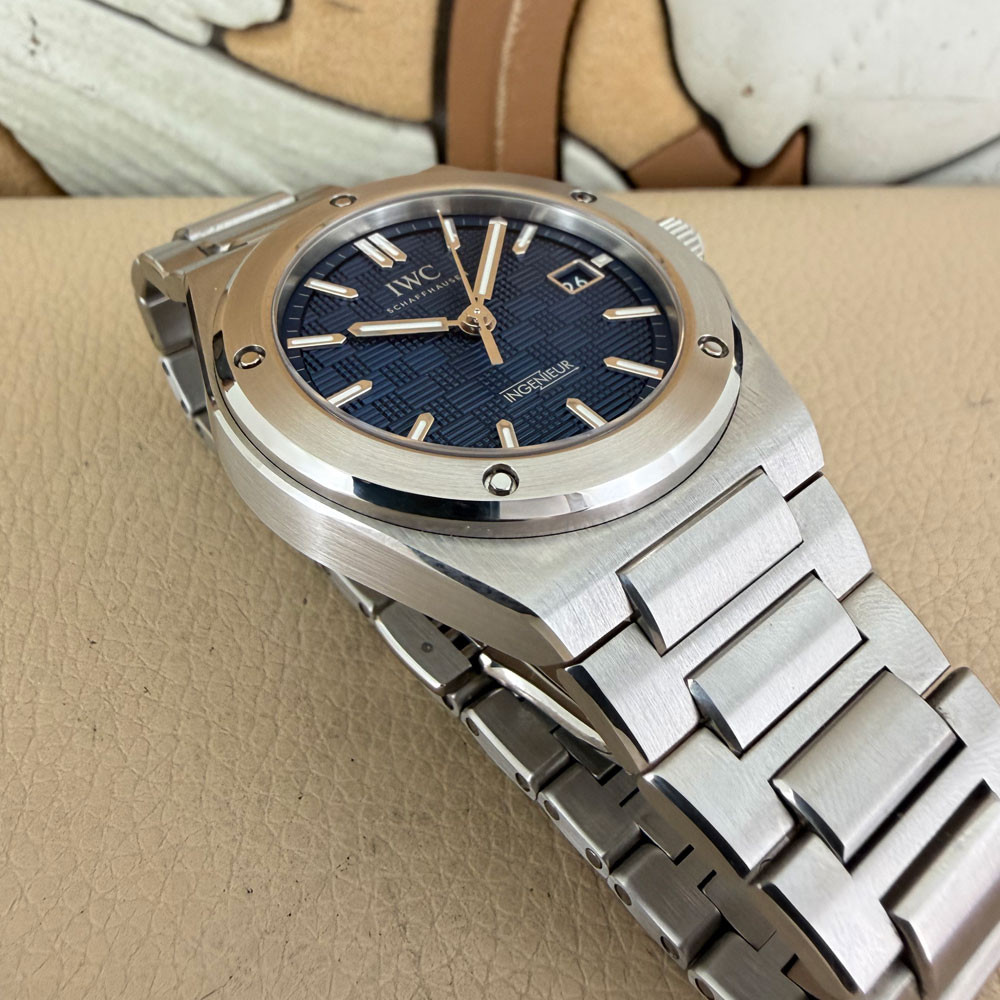 IWC Ingenieur Blue Dial IW328907 12