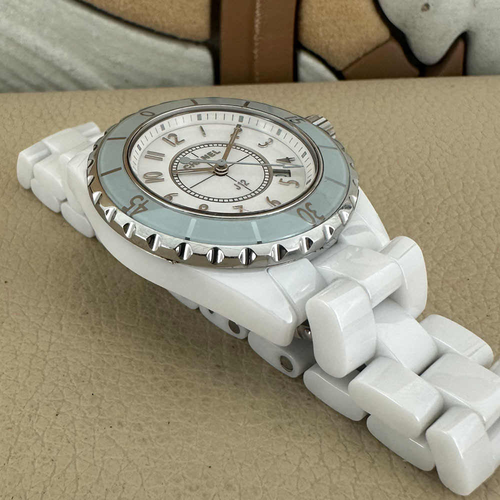 Chanel J12 Green Bezel Limited Edition H4464 12