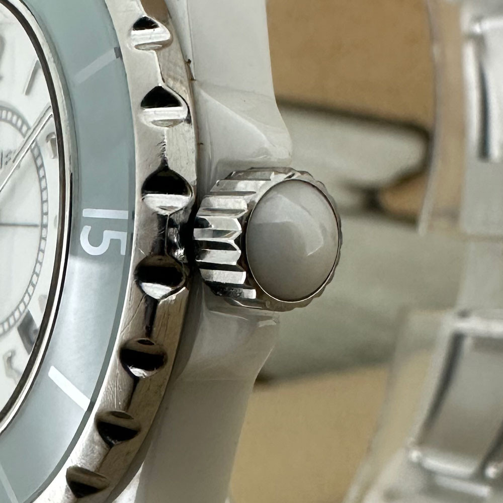 Chanel J12 Green Bezel Limited Edition H4464 4