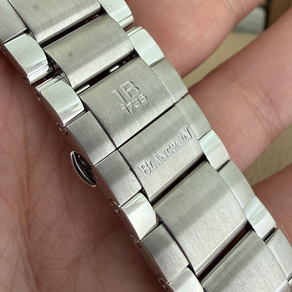 Blancpain Leman Reveil GMT 2041 1130M 53B 10