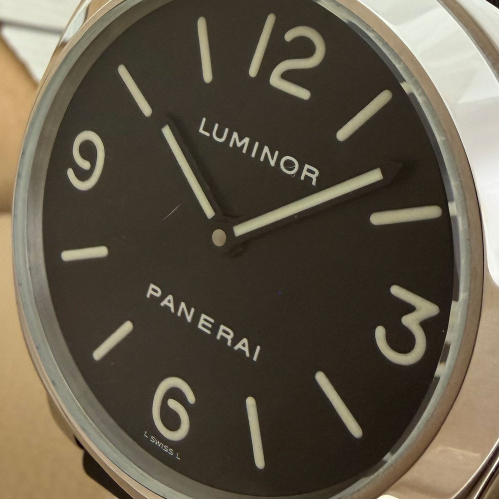 Panerai Luminor Base PAM00002 4