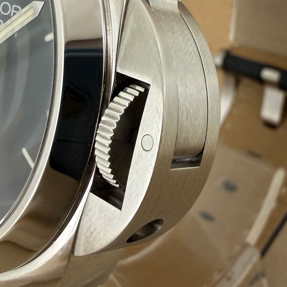 Panerai Luminor Logo PAM01085 4