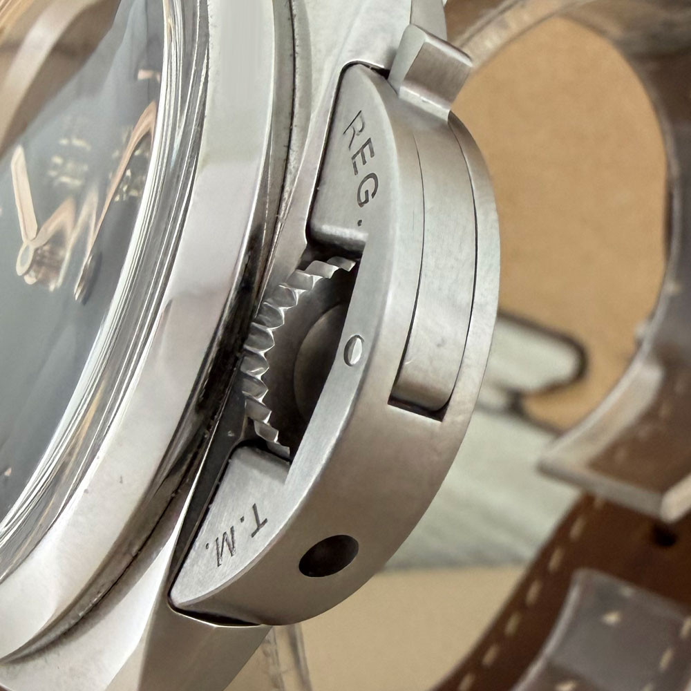 Panerai Luminor PAM01628 5