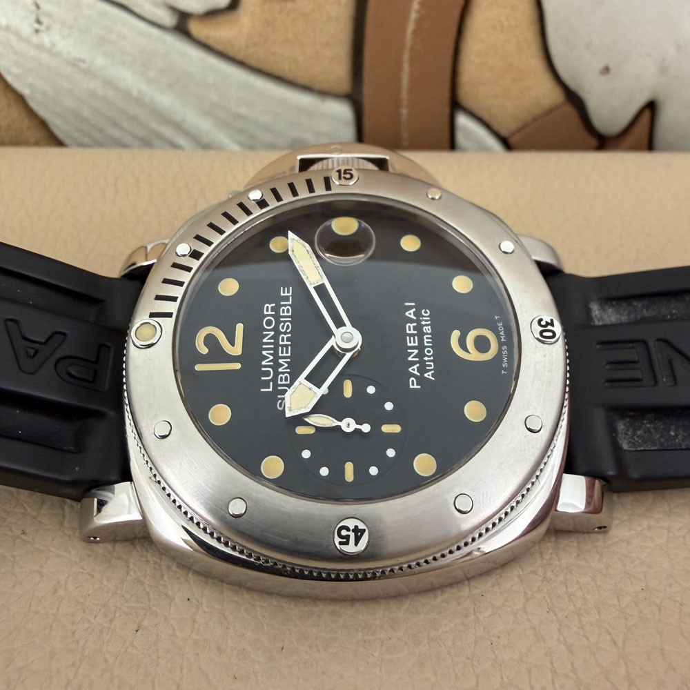 Panerai Luminor Submersible Tritium Dial PAM00024 14