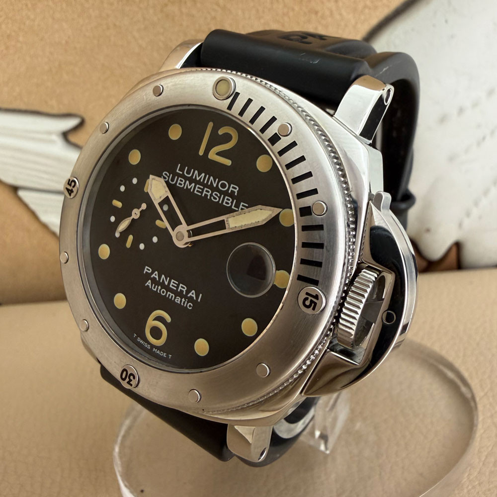 Panerai Luminor Submersible Tritium Dial PAM00024 2