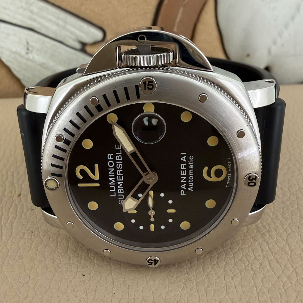 Panerai Luminor Submersible Tritium Dial PAM00024 7