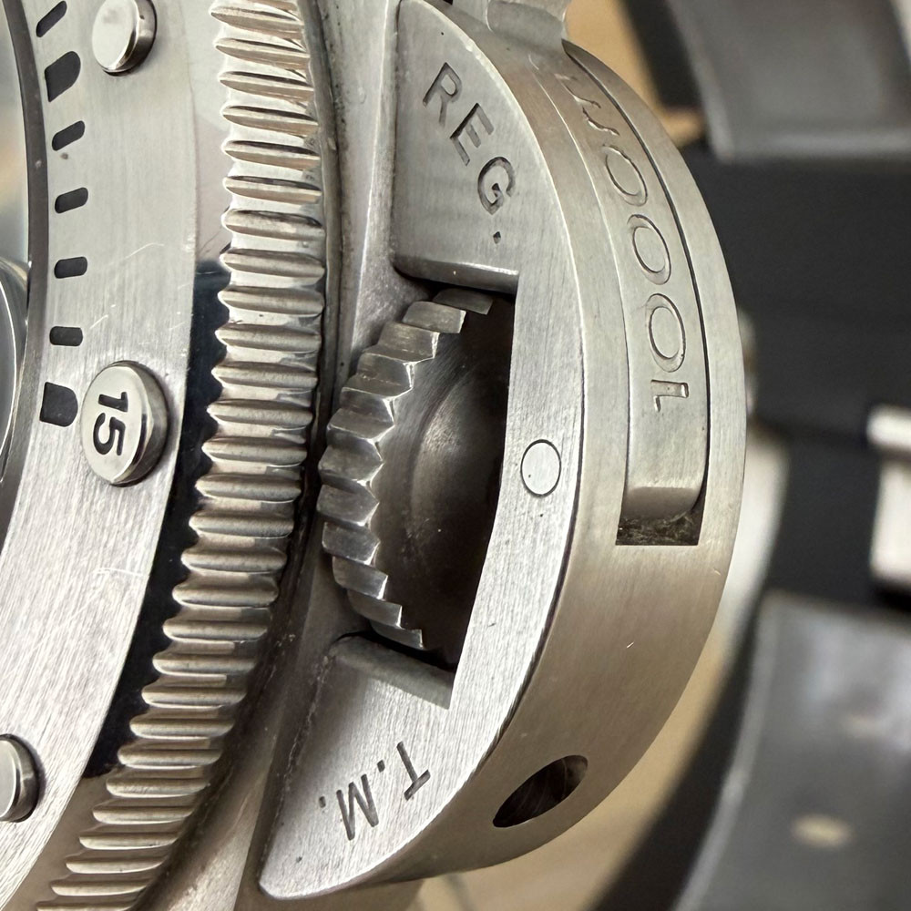 Panerai Luminor Submersible Tritium Dial PAM00243 4
