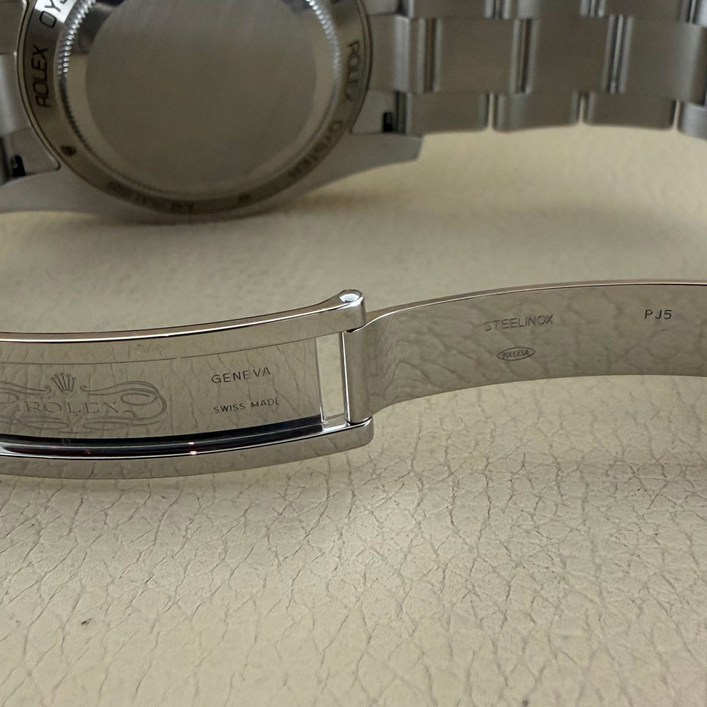 Rolex Milgauss 116400 11