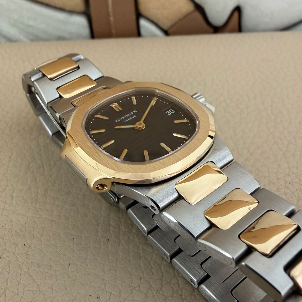 Patek Philippe Nautilus Lady 4700/1 12