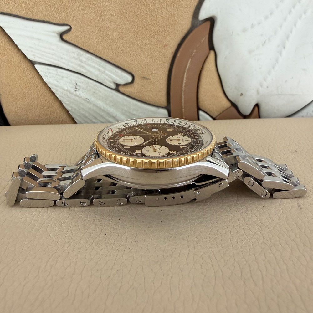 Breitling Old Navitimer II D13022 10