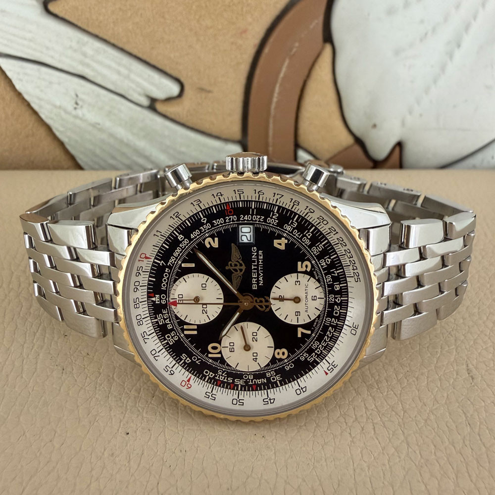 Breitling Old Navitimer II D13022 6