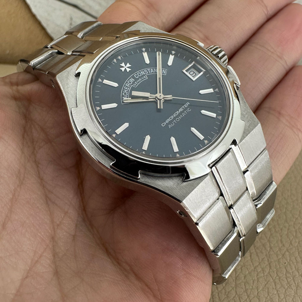 Vacheron Constantin Overseas Blue Dial 42050 10
