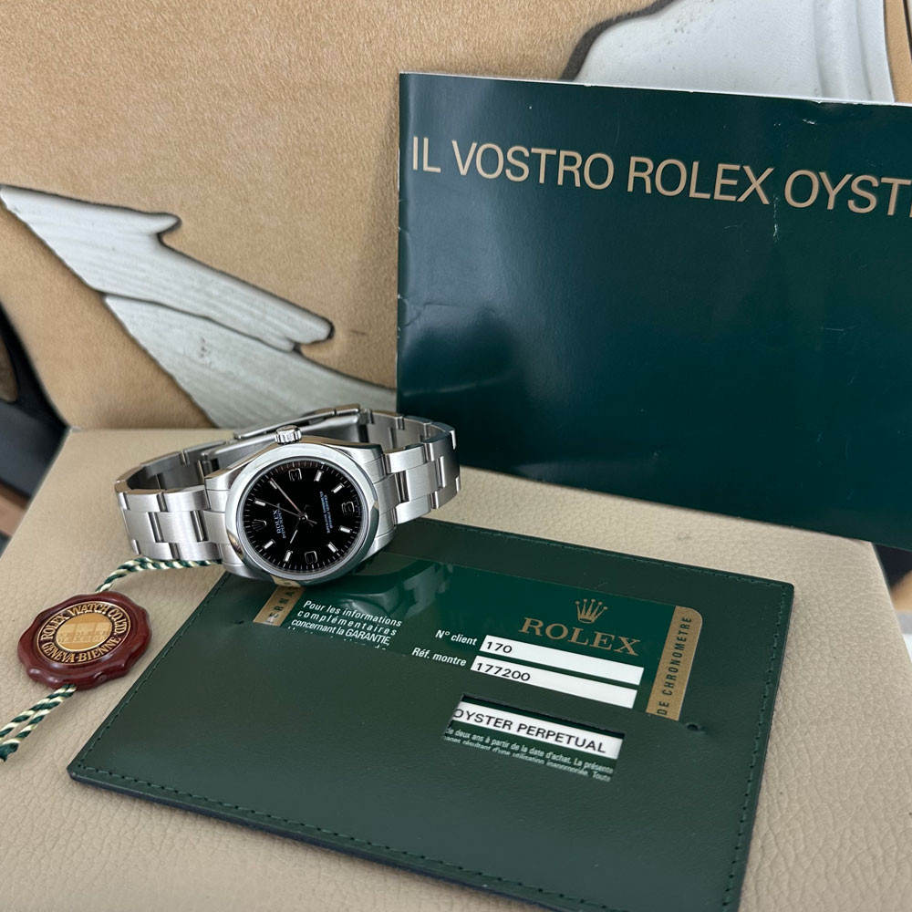 Rolex Oyster Perpetual 31mm Black 177200 1