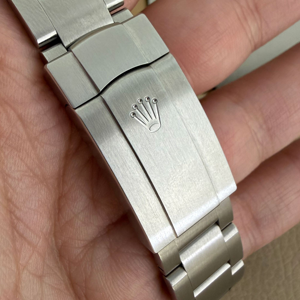 Rolex Oyster Perpetual 36mm Beige 126000 9