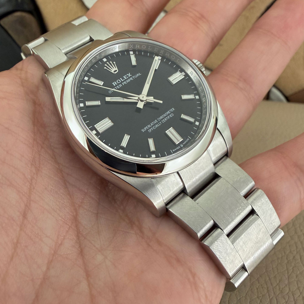 Rolex Oyster Perpetual 36mm Black 126000 10