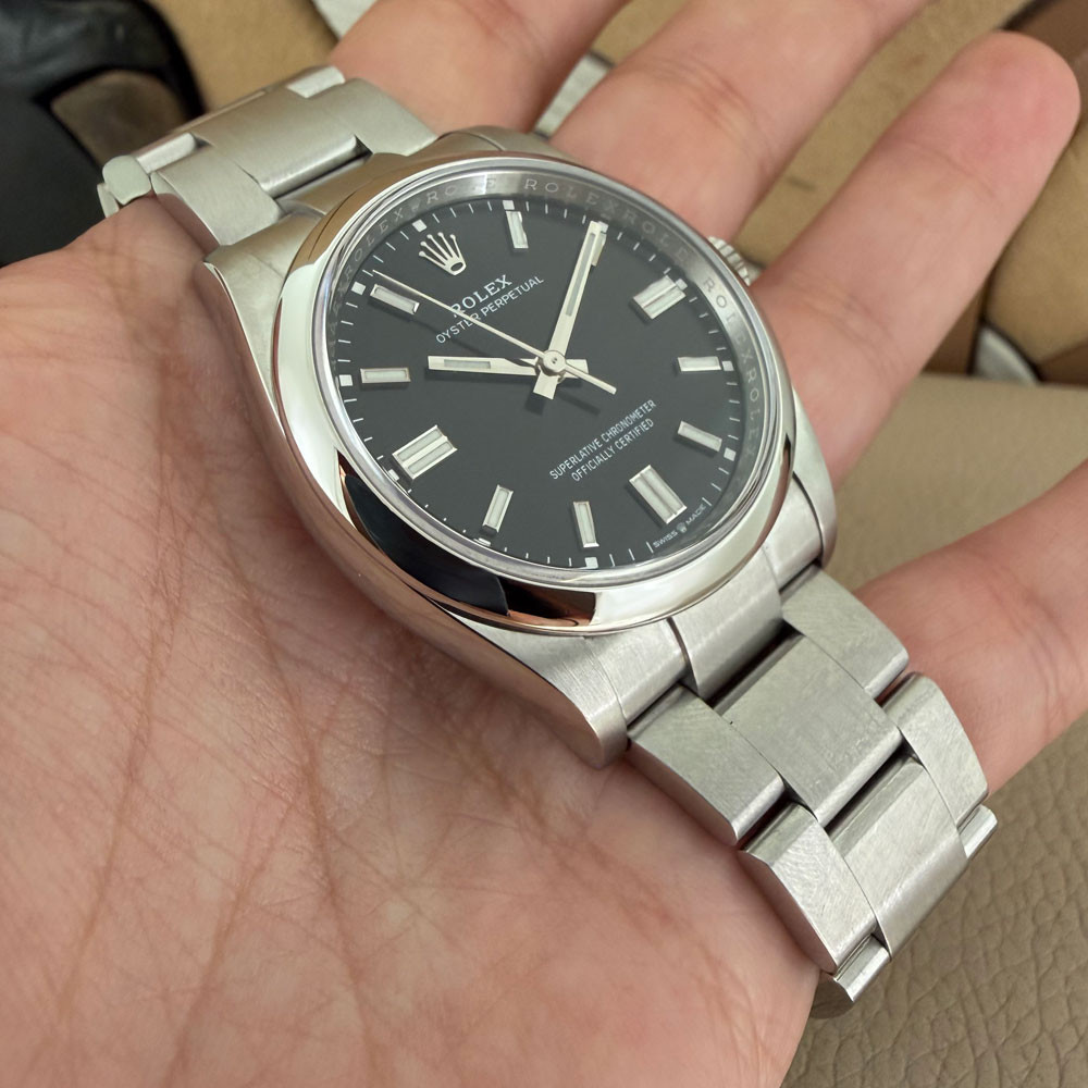 Rolex Oyster Perpetual 36mm Black 126000 11