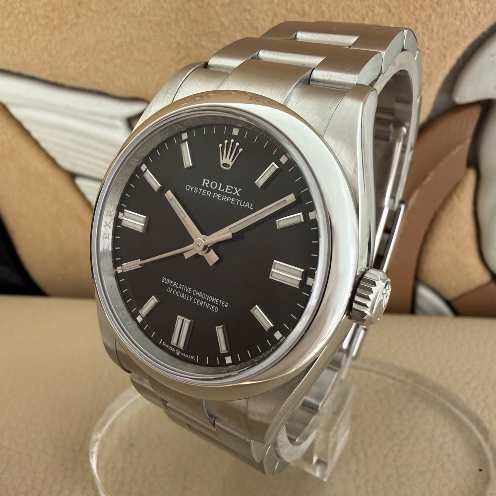 Rolex Oyster Perpetual 36mm Black 126000 2