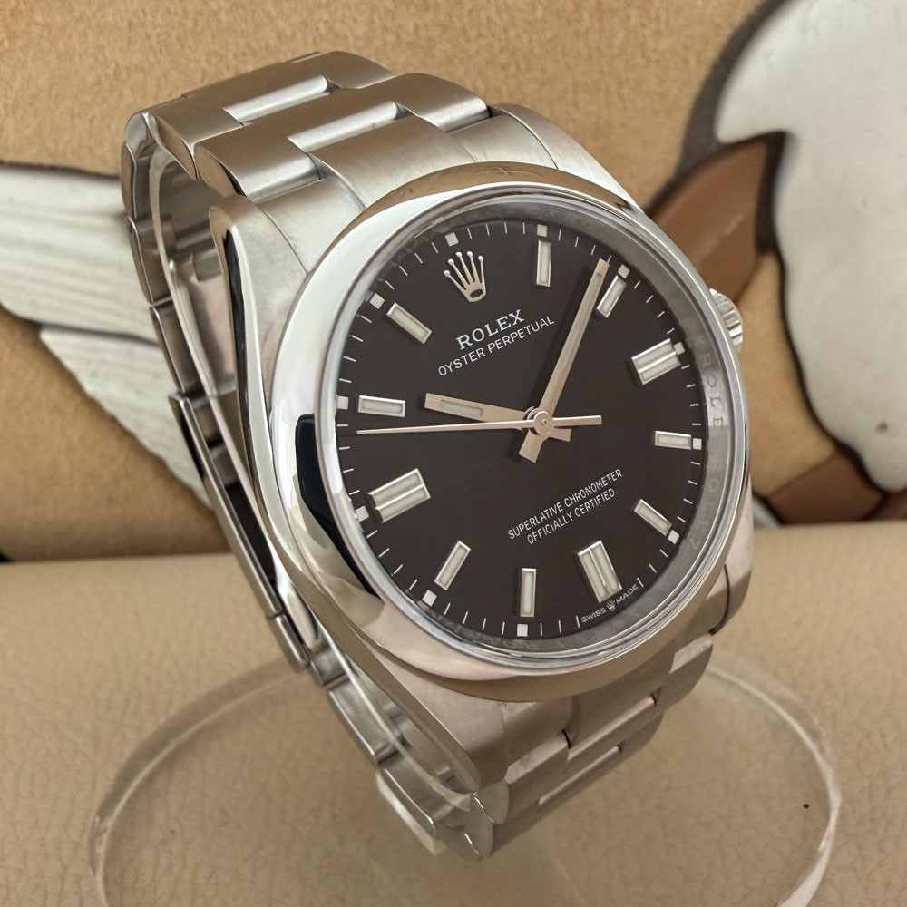 Rolex Oyster Perpetual 36mm Black 126000 3