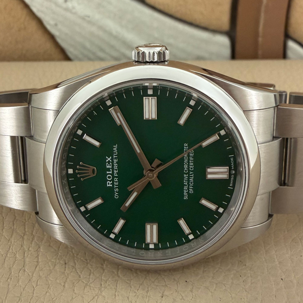 Rolex Oyster Perpetual 36mm Green 126000 15