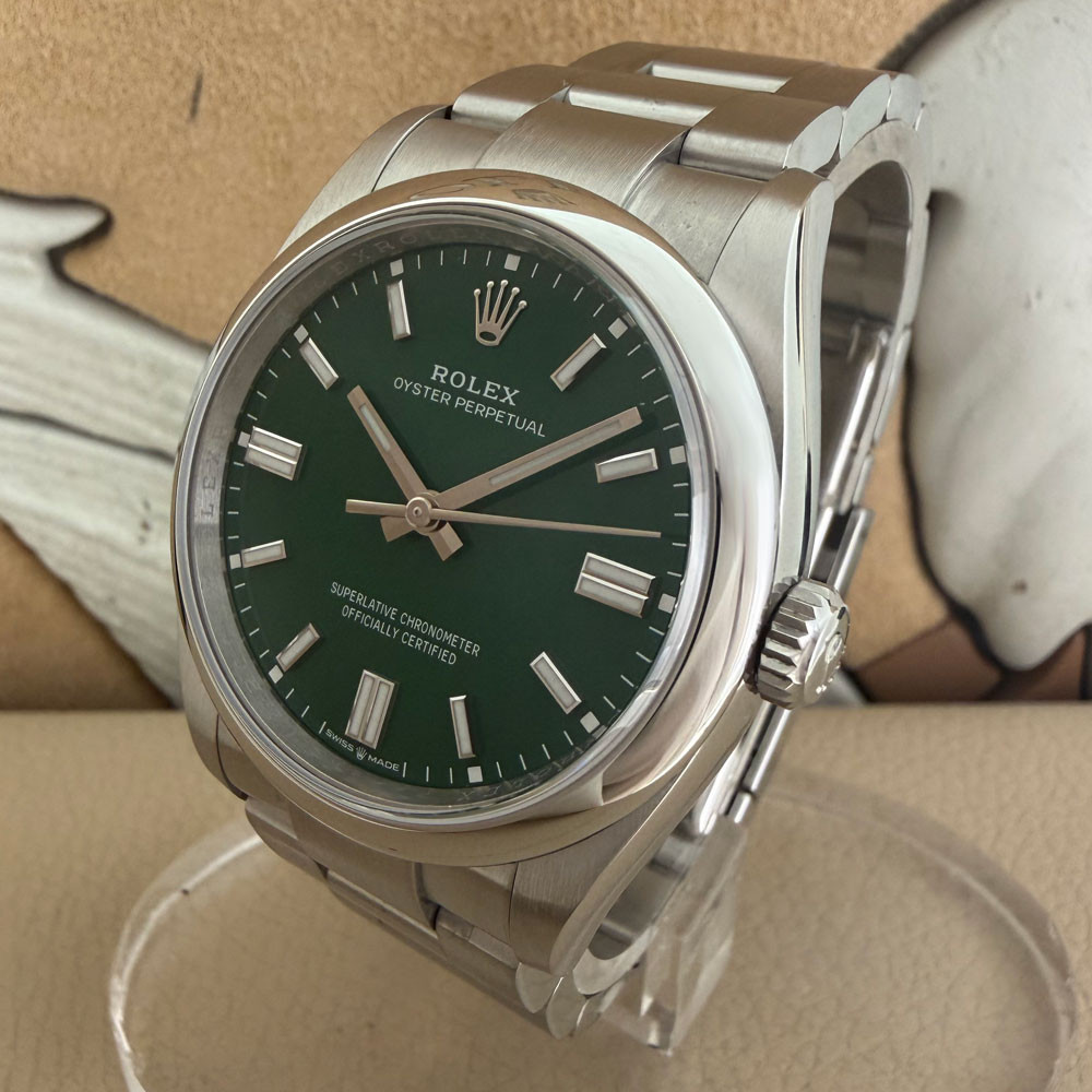 Rolex Oyster Perpetual 36mm Green 126000 2