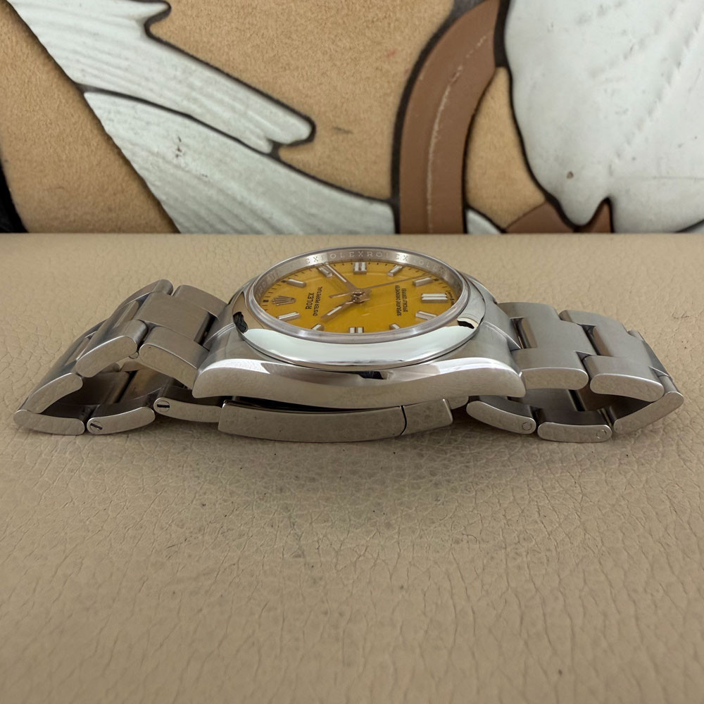 Rolex Oyster Perpetual 36mm Yellow 126000 12