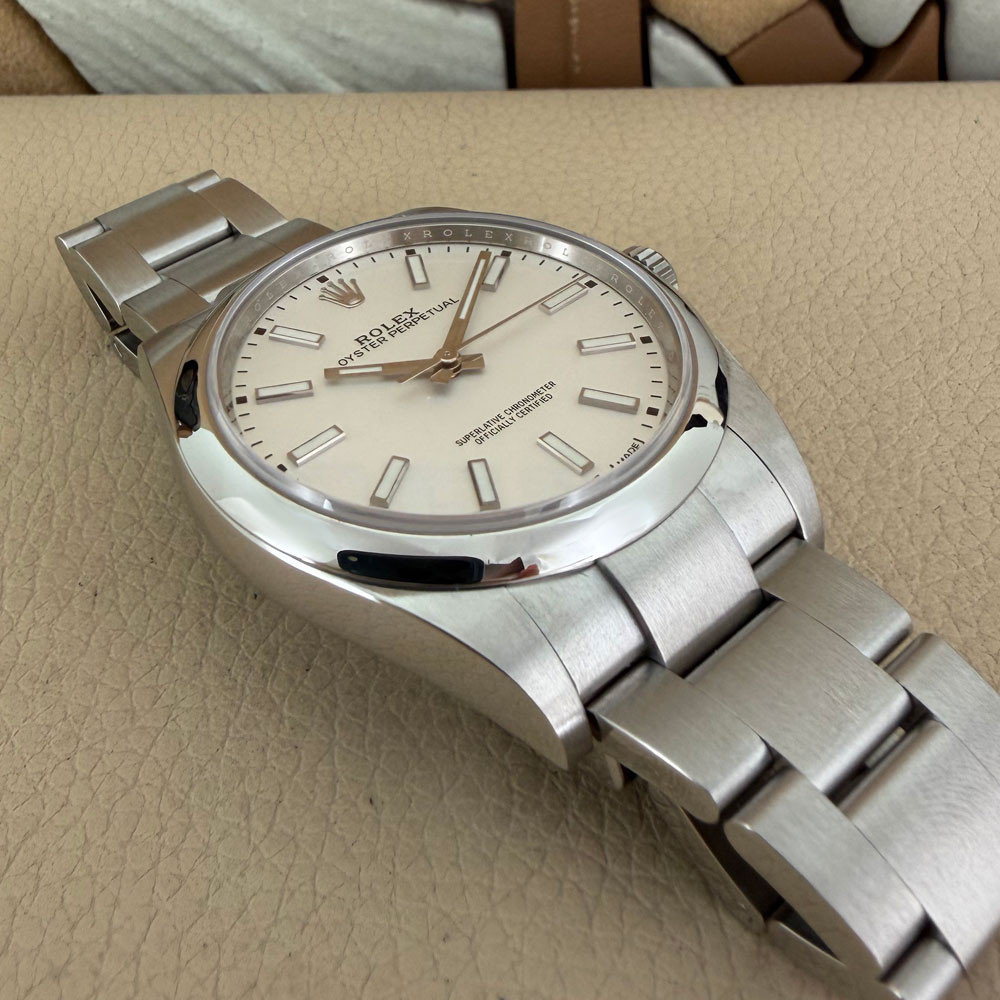 Rolex Oyster Perpetual 39mm White 114300 13