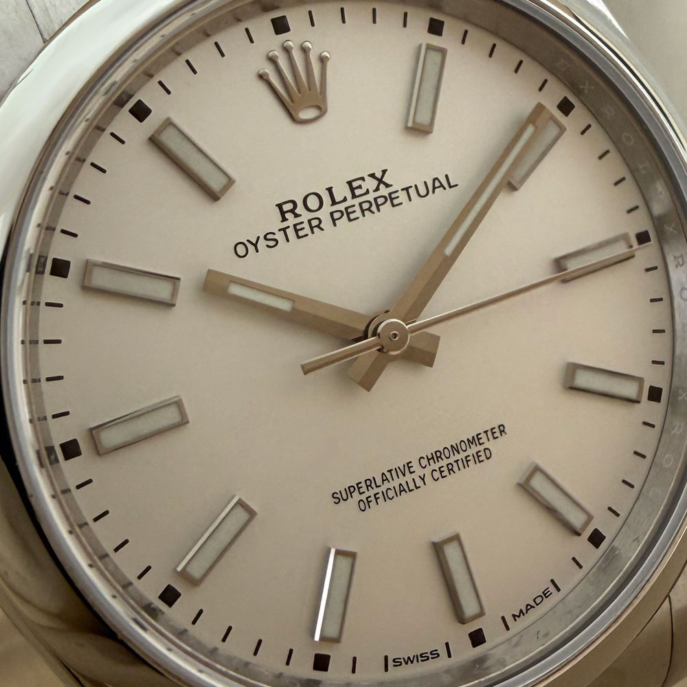 Rolex Oyster Perpetual 39mm White 114300 6