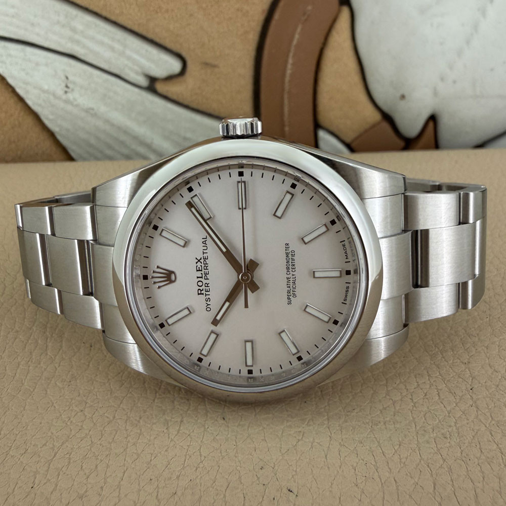 Rolex Oyster Perpetual 39mm White 114300 7