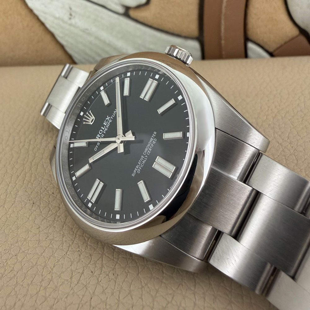 Rolex Oyster Perpetual 41 Black 124300 14