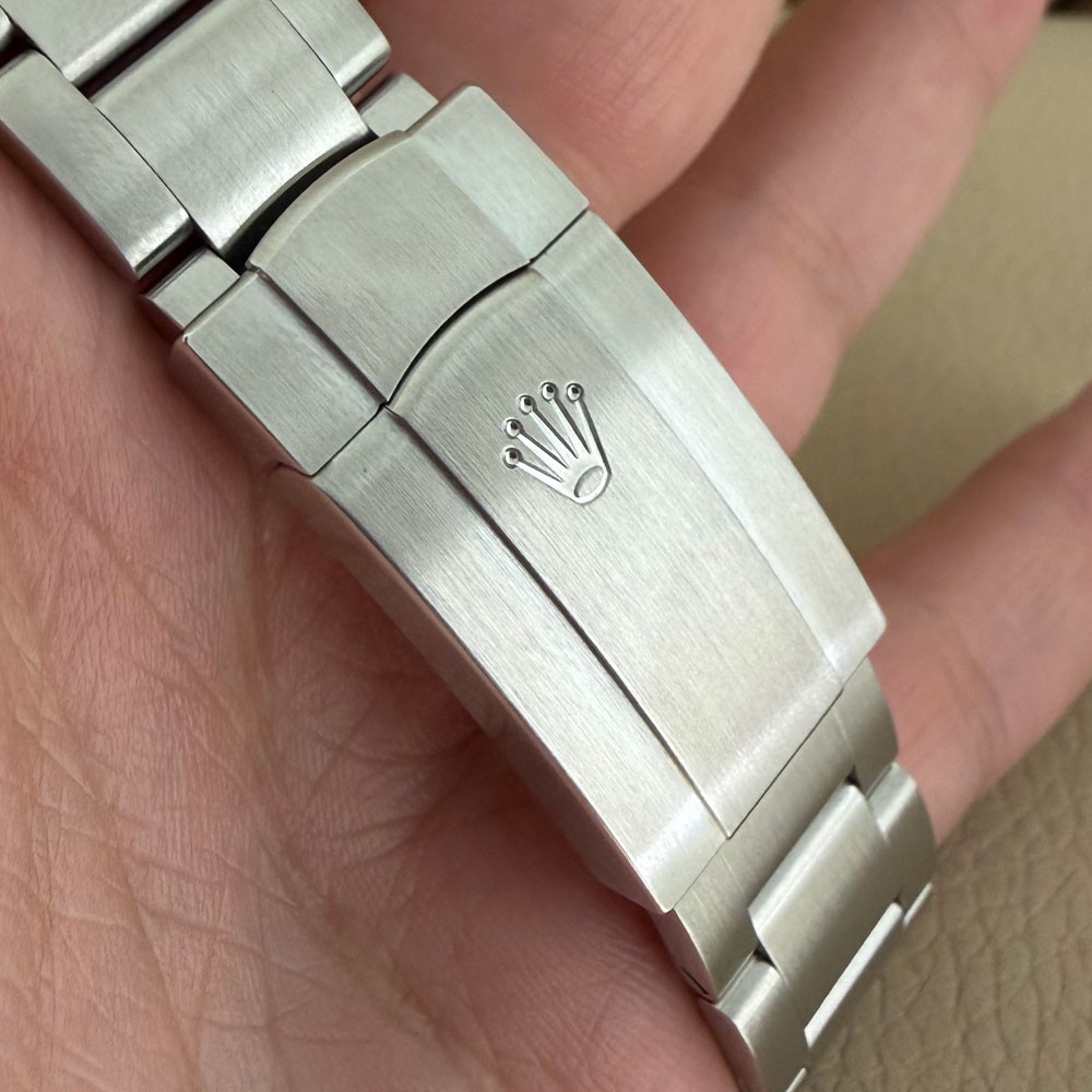 Rolex Oyster Perpetual 41 Blue 124300 9
