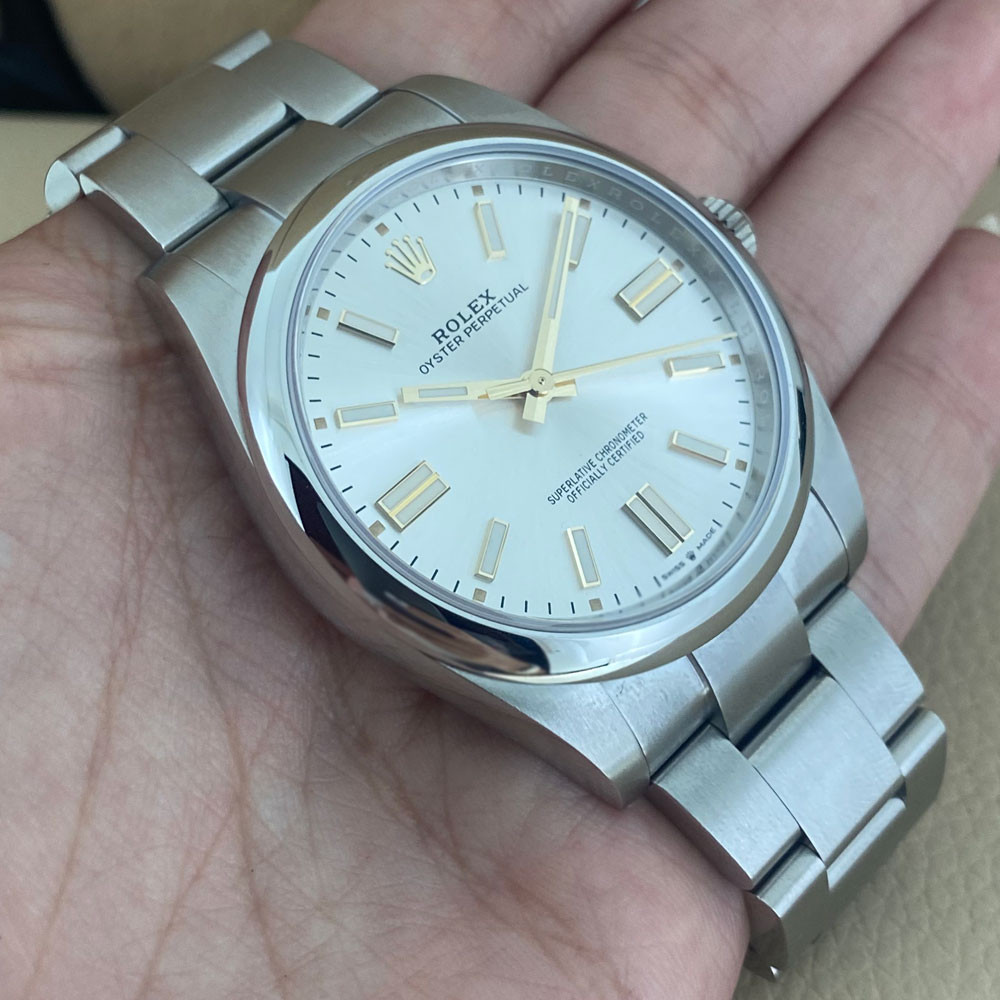 Rolex Oyster Perpetual 41 Silver 124300 12
