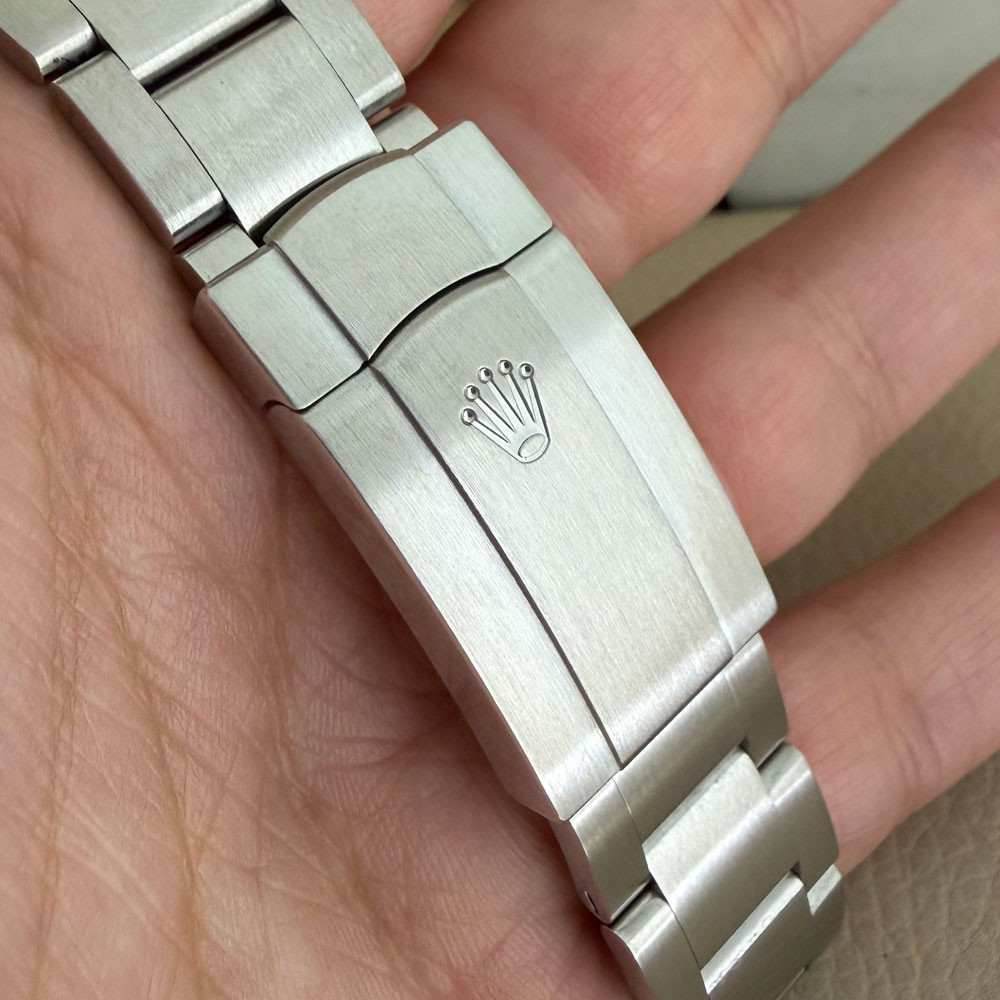Rolex Oyster Perpetual 41 Silver 124300 9