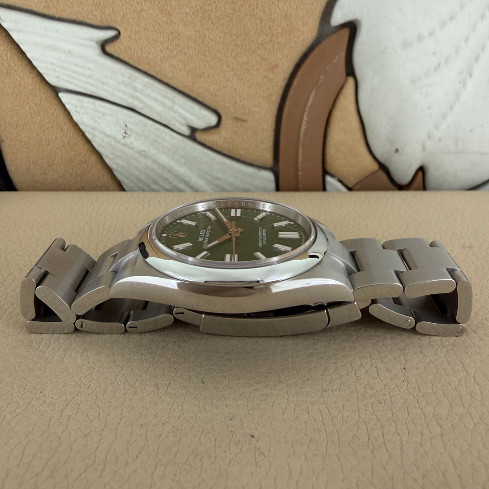 Rolex Oyster Perpetual 41 Green 134300 12